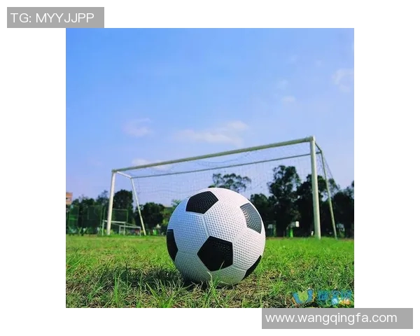 足球明星女生的网名创意与个性化展示让你成为球场上的焦点